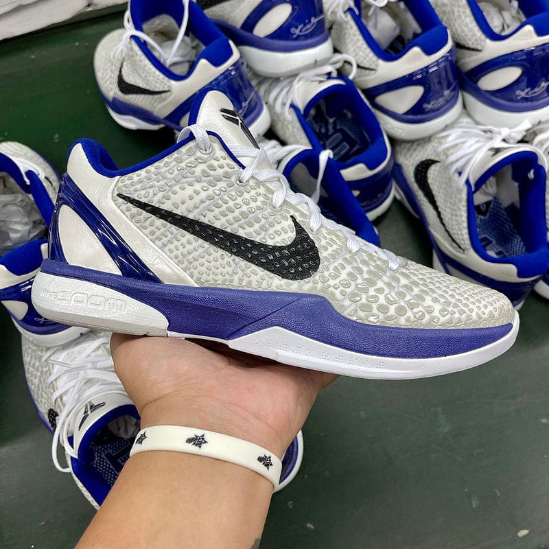 Blue Concord Size Men’s US 9.5